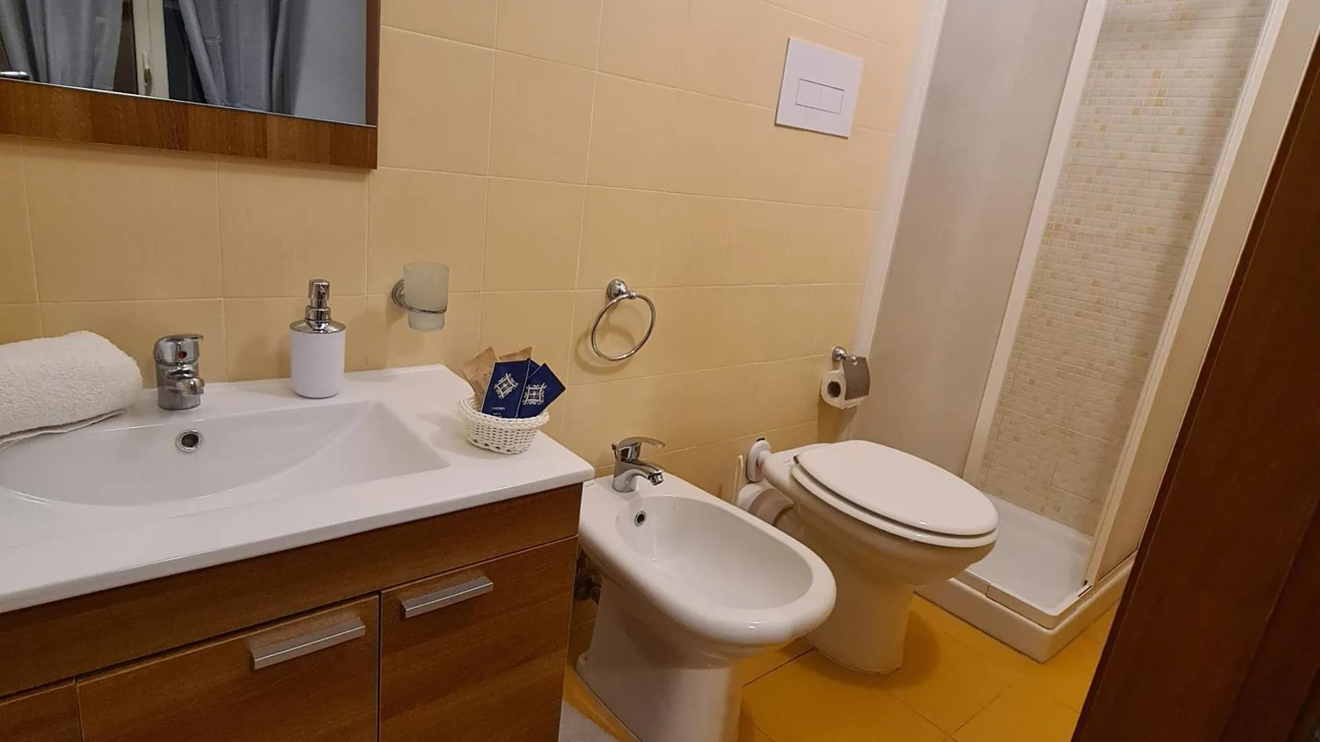 Sea Room Aspra B&B Bagheria Bed & Breakfast