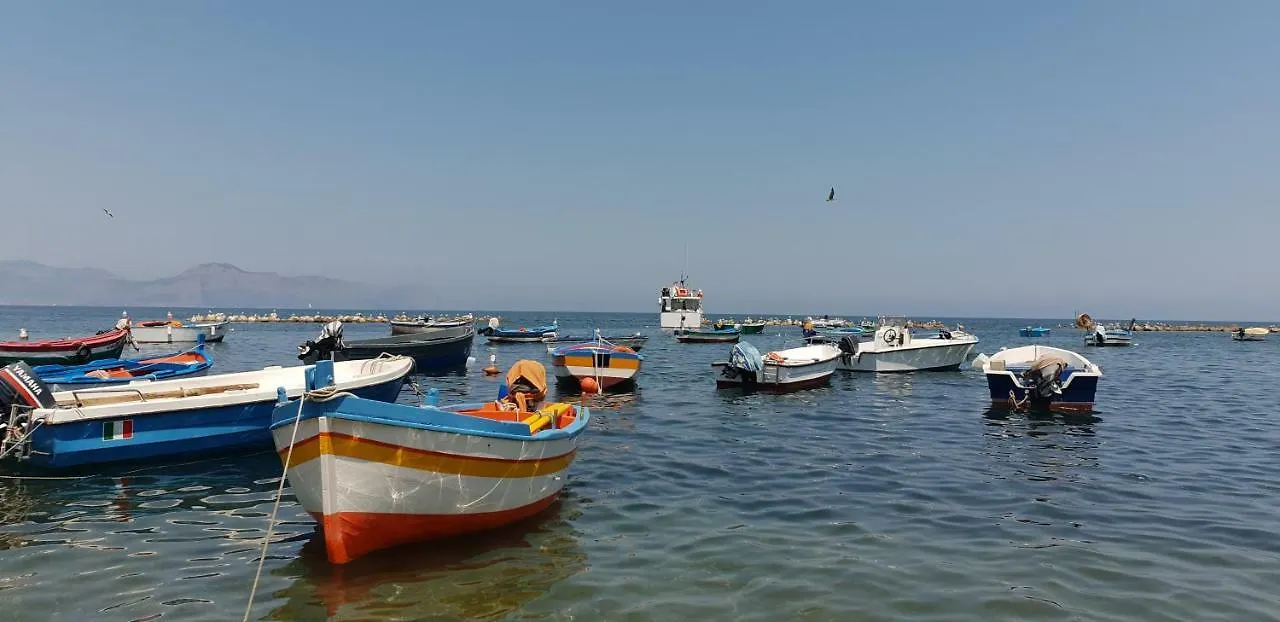 Sea Room Aspra B&B Bagheria Bed & Breakfast